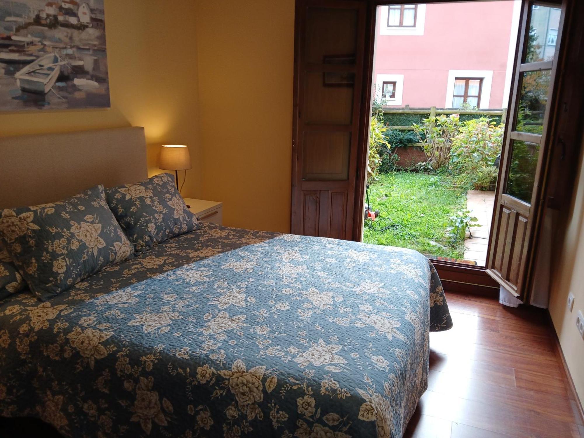 Acogedor Bajo Con Terraza Y Vistas Apartment Nueva De Llanes Exterior photo